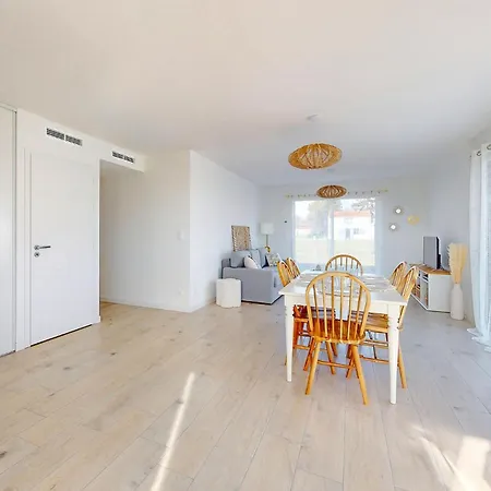 Lovely In 別荘 Les Magnils-Reigniers